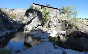 Salto Do Lobo - Montain Houses With Private River